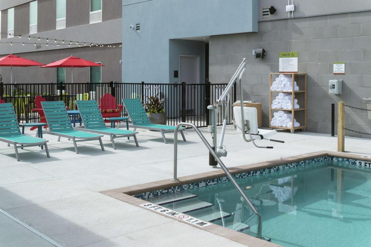 Home2 Suites By Hilton Jacksonville Airport Kültér fotó